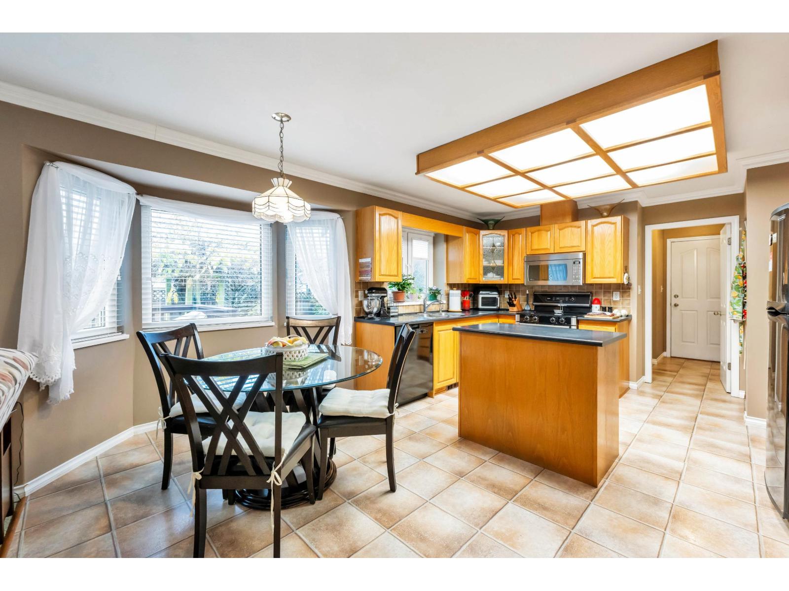 5904 188 Street, Surrey, British Columbia  V3S 7M1 - Photo 9 - R3070088