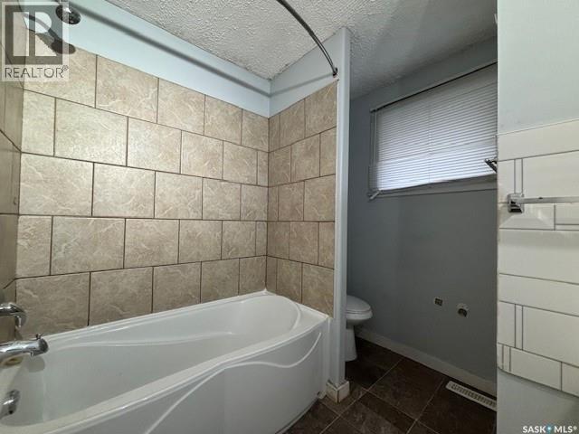 210 Forsyth Crescent, Regina, Saskatchewan  S4R 5L5 - Photo 11 - SK024839