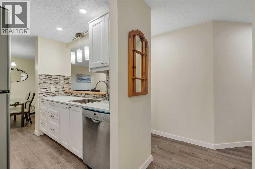 104, 11 Dover Point Se, Calgary, Alberta  T2B 3J8 - Photo 3 - A2259291