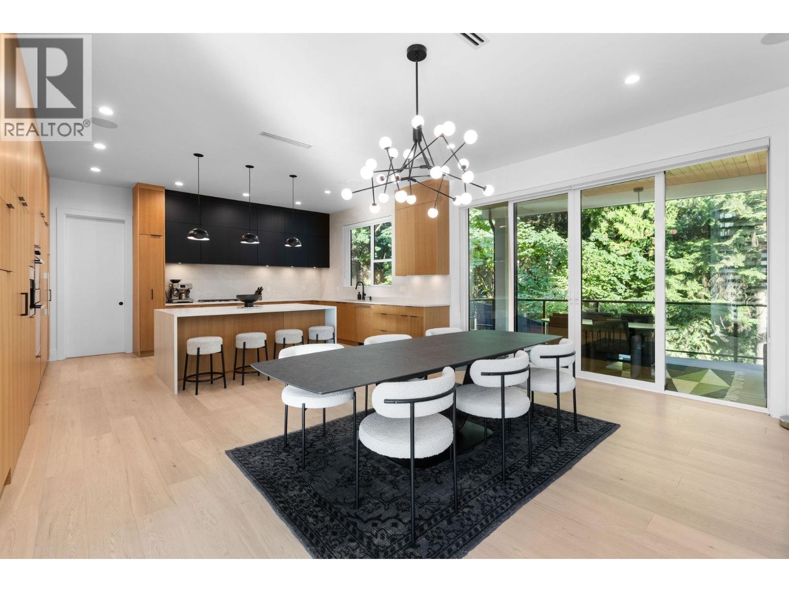 8 Creekstone Place, Port Moody, British Columbia  V3H 4L6 - Photo 9 - R3070702