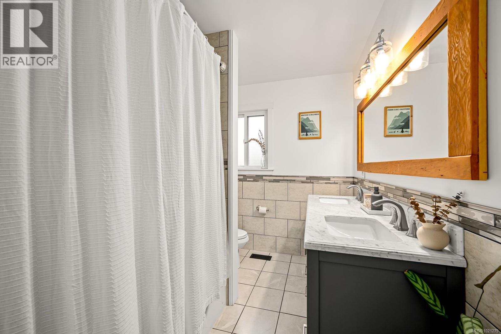 762 Marina Blvd, Campbell River, British Columbia  V9W 1X4 - Photo 22 - 1021279