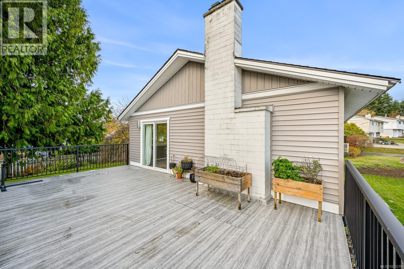 762 Marina Blvd, Campbell River, British Columbia  V9W 1X4 - Photo 43 - 1021279