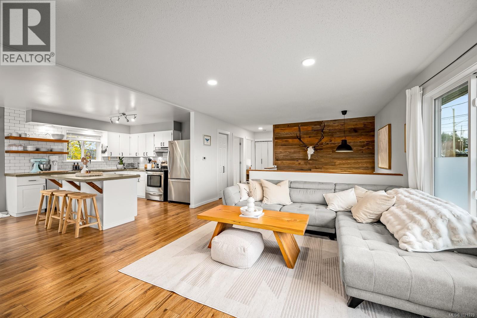 762 Marina Blvd, Campbell River, British Columbia  V9W 1X4 - Photo 5 - 1021279