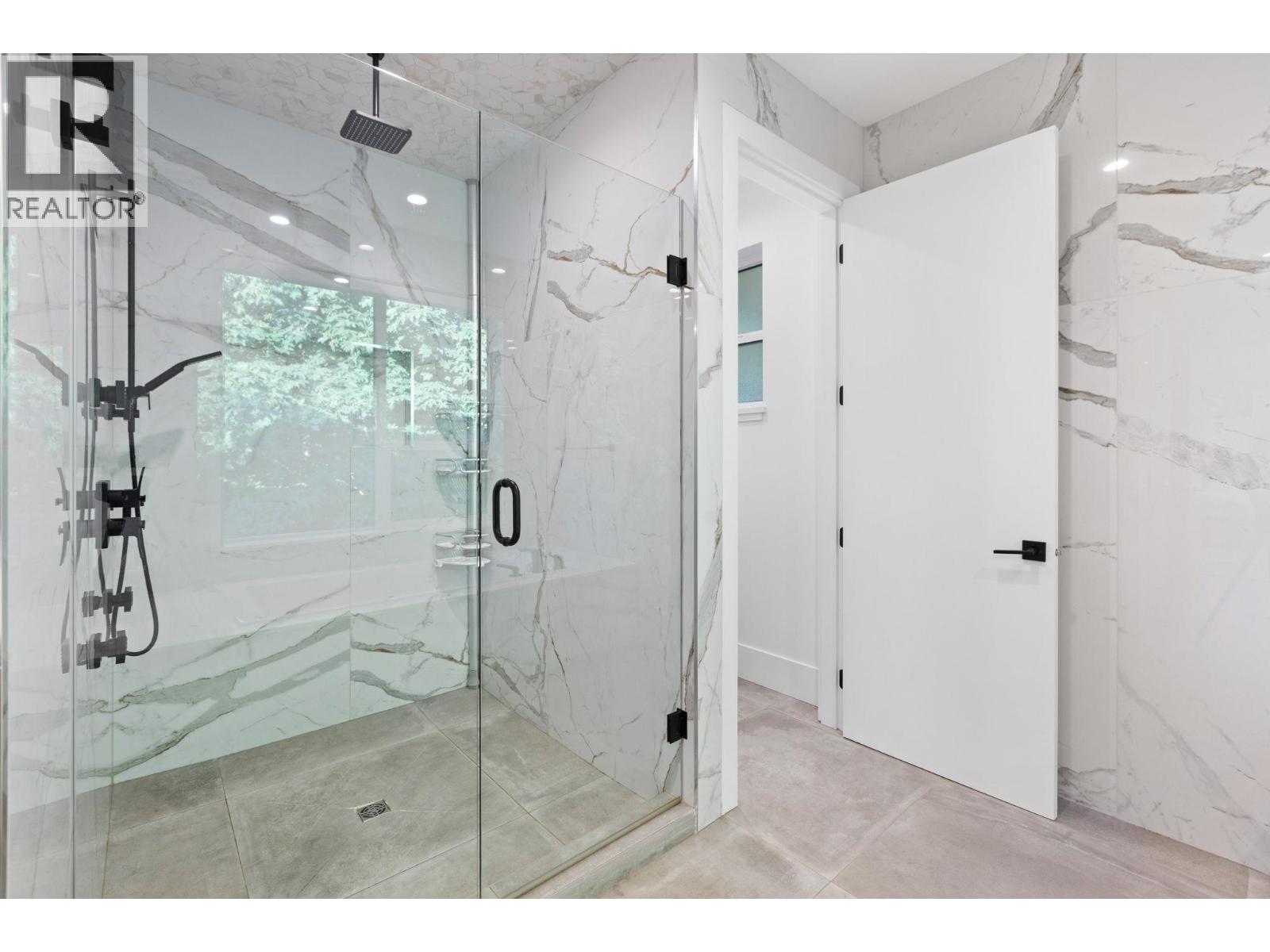 8 Creekstone Place, Port Moody, British Columbia  V3H 4L6 - Photo 23 - R3070702