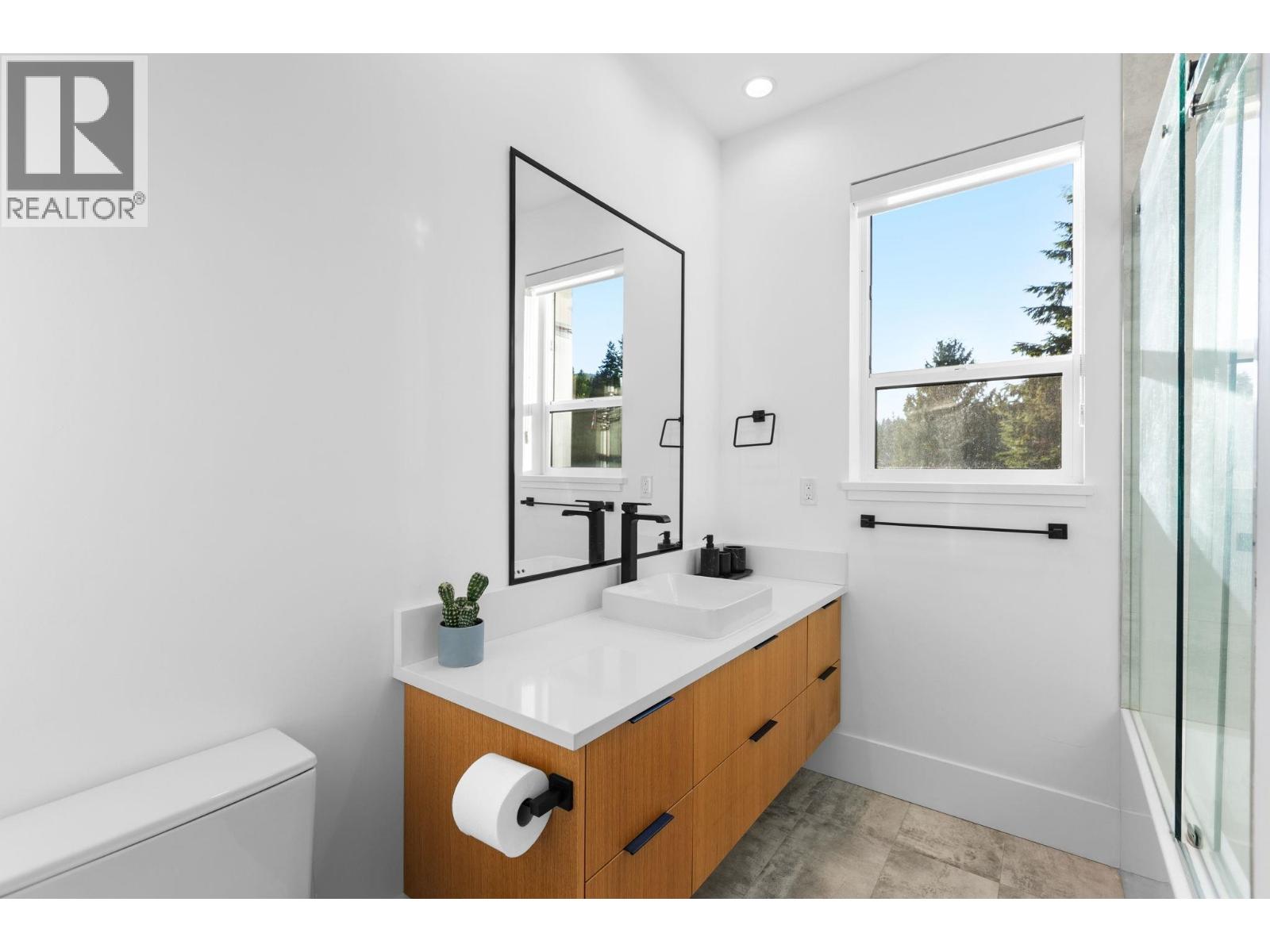 8 Creekstone Place, Port Moody, British Columbia  V3H 4L6 - Photo 27 - R3070702