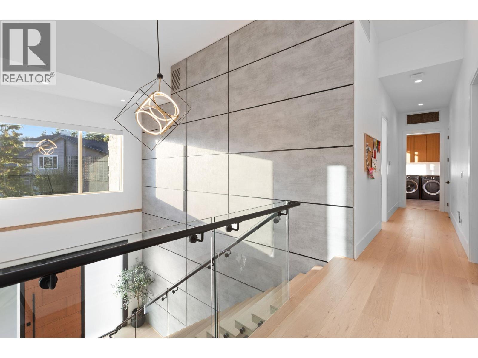 8 Creekstone Place, Port Moody, British Columbia  V3H 4L6 - Photo 19 - R3070702