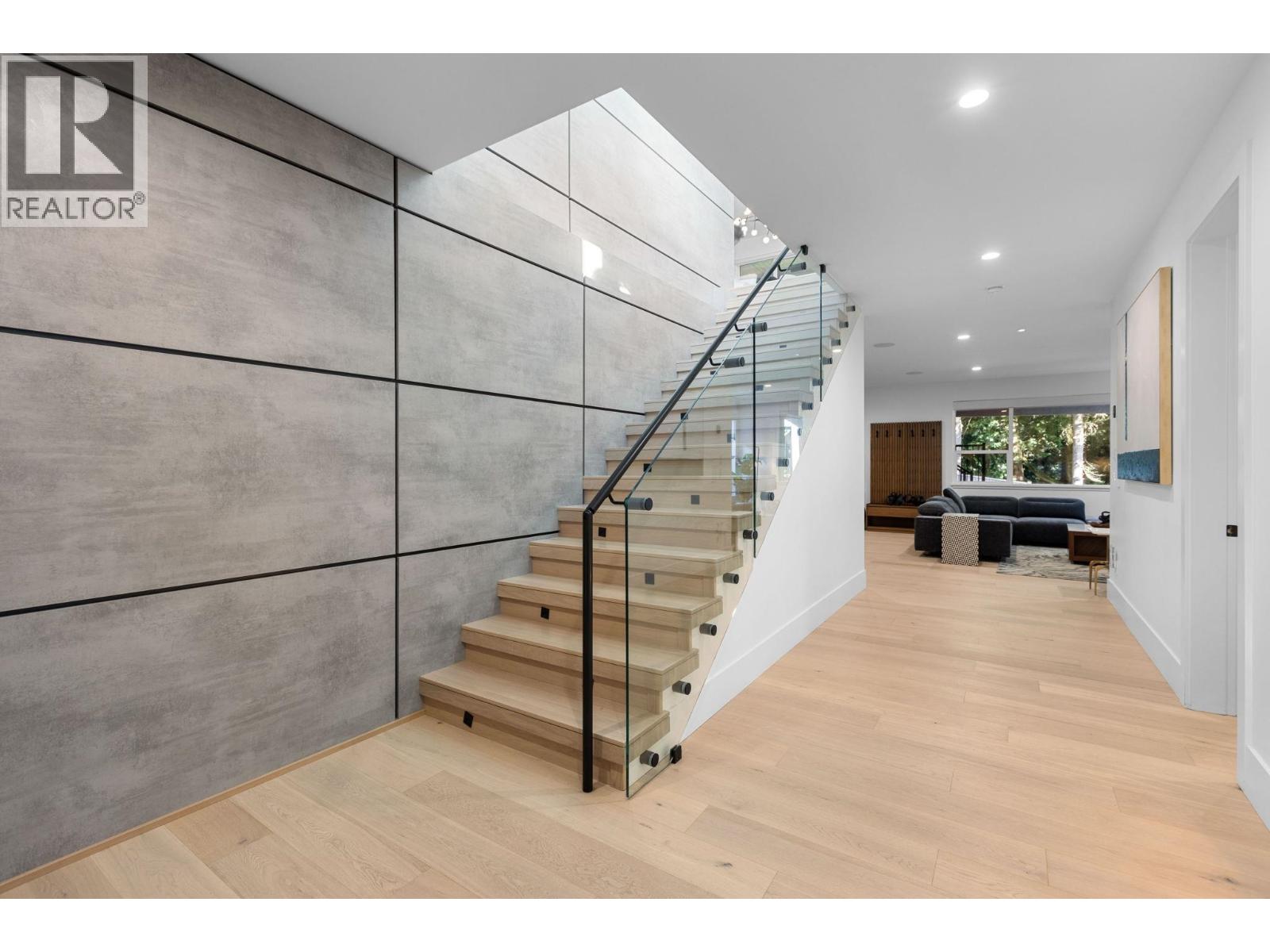 8 Creekstone Place, Port Moody, British Columbia  V3H 4L6 - Photo 29 - R3070702