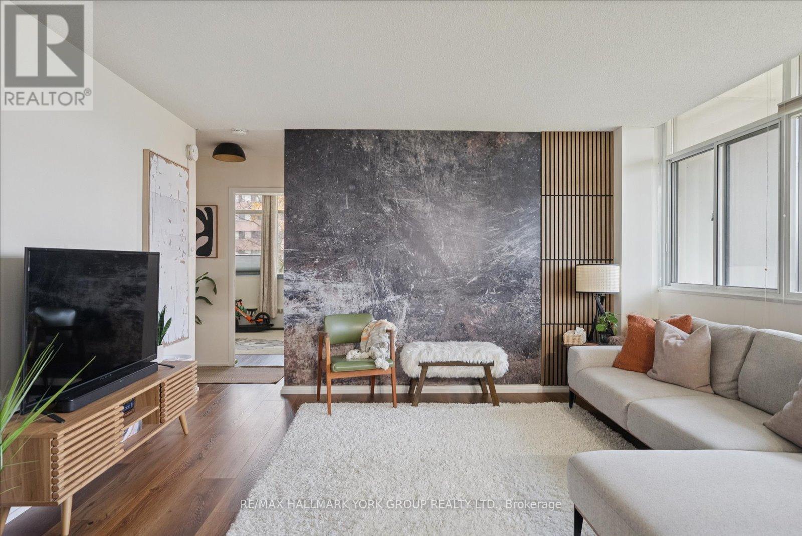 103 - 715 Don Mills Road, Toronto, Ontario  M3C 1S4 - Photo 2 - C12583454