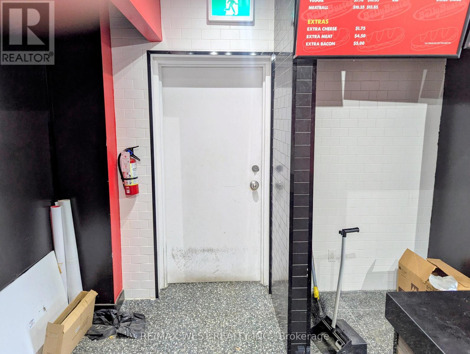 380 Bloor Street W, Toronto, Ontario  M5S 1X2 - Photo 4 - C12583458