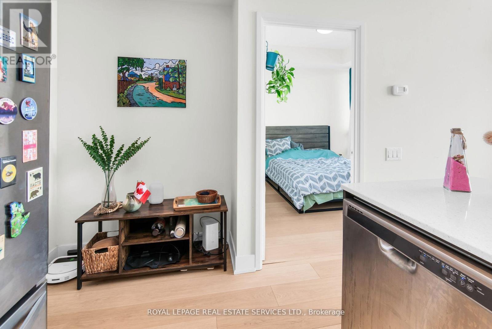 2107 - 30 Roehampton Avenue, Toronto, Ontario  M4P 0B9 - Photo 13 - C12583464