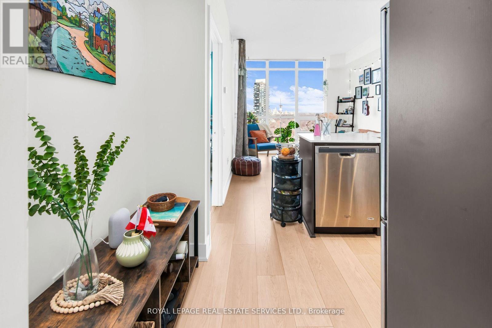 2107 - 30 Roehampton Avenue, Toronto, Ontario  M4P 0B9 - Photo 9 - C12583464