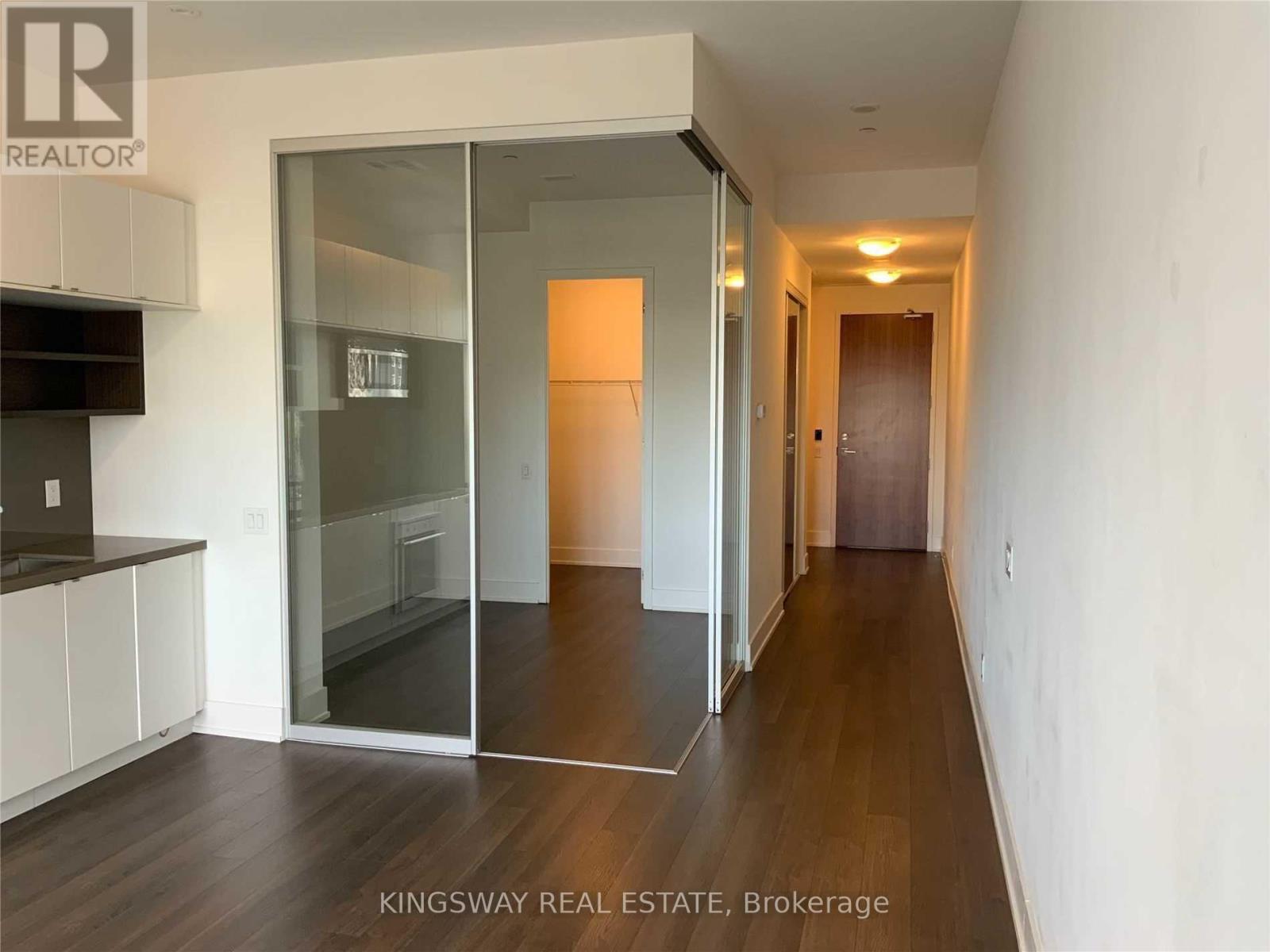 723 - 111 St Clair Avenue W, Toronto, Ontario  M4V 1N5 - Photo 12 - C12583510