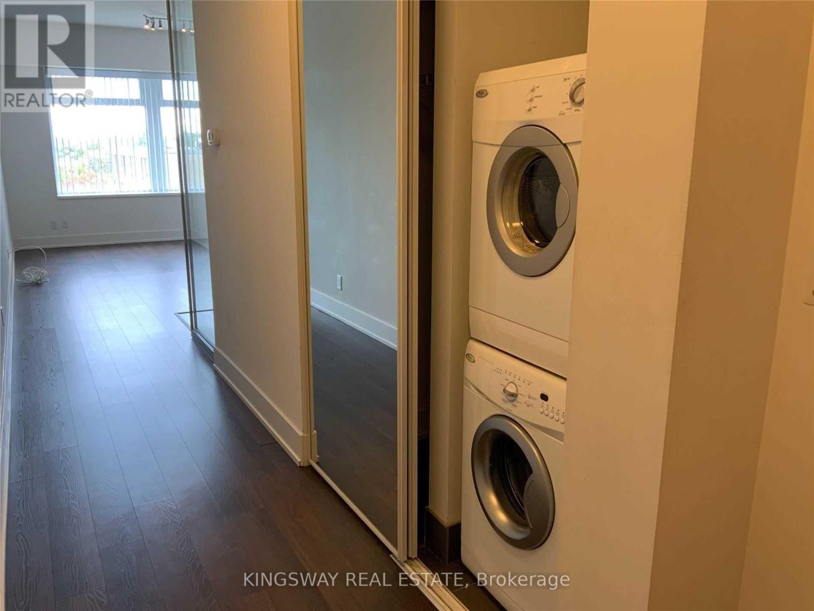 723 - 111 St Clair Avenue W, Toronto, Ontario  M4V 1N5 - Photo 16 - C12583510