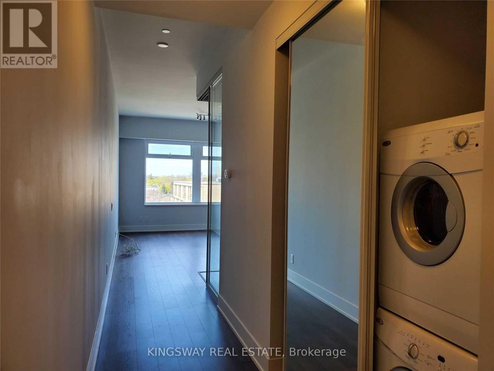 723 - 111 St Clair Avenue W, Toronto, Ontario  M4V 1N5 - Photo 17 - C12583510