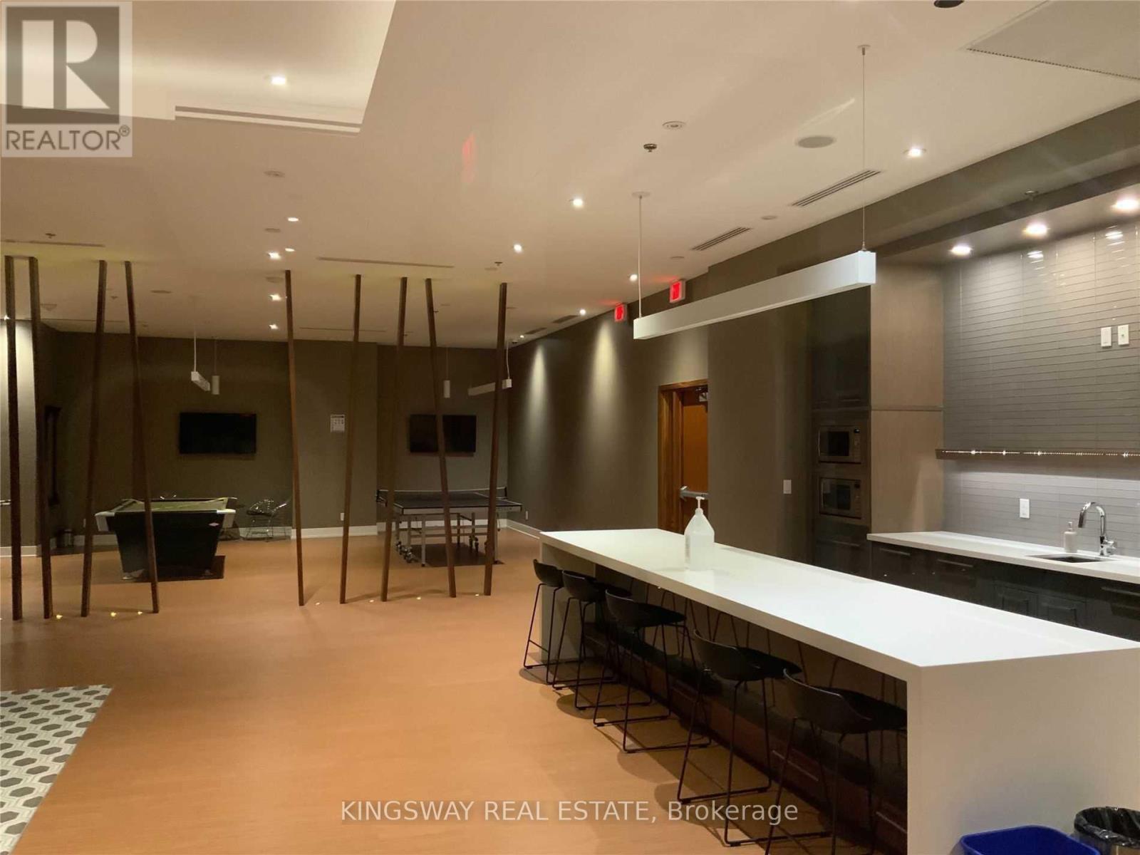 723 - 111 St Clair Avenue W, Toronto, Ontario  M4V 1N5 - Photo 23 - C12583510