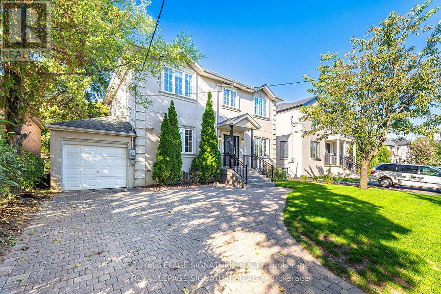 114 FAIRHOLME AVENUE, Toronto, Ontario