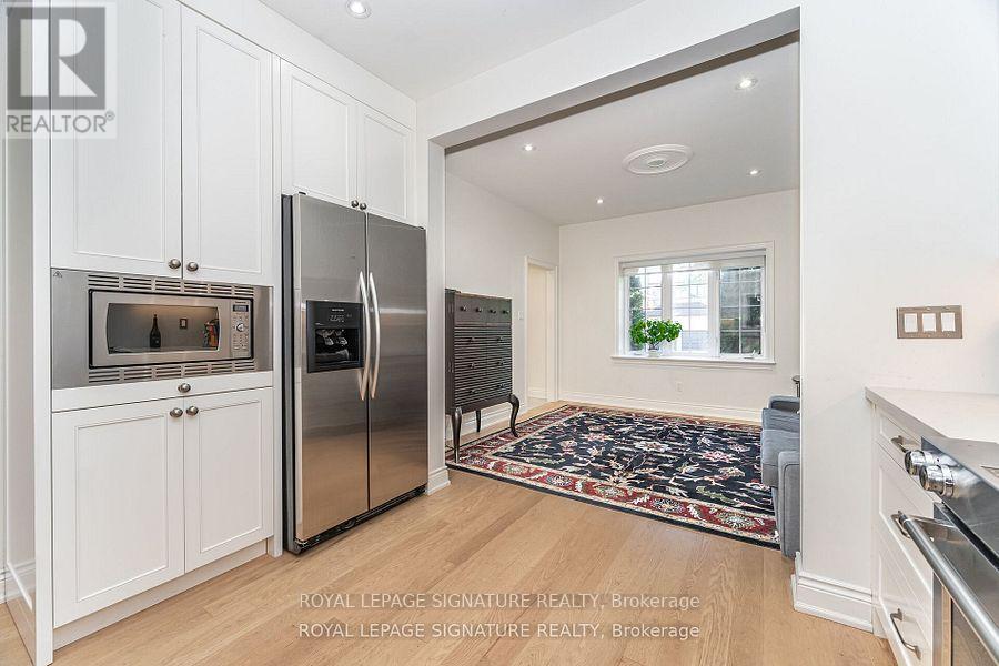 114 Fairholme Avenue, Toronto, Ontario  M6B 2W9 - Photo 14 - C12583528