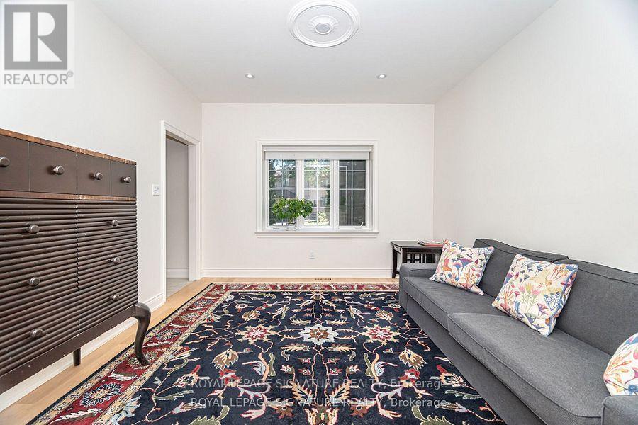 114 Fairholme Avenue, Toronto, Ontario  M6B 2W9 - Photo 18 - C12583528