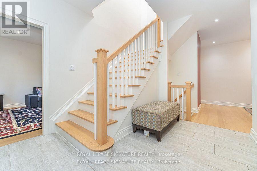 114 Fairholme Avenue, Toronto, Ontario  M6B 2W9 - Photo 21 - C12583528