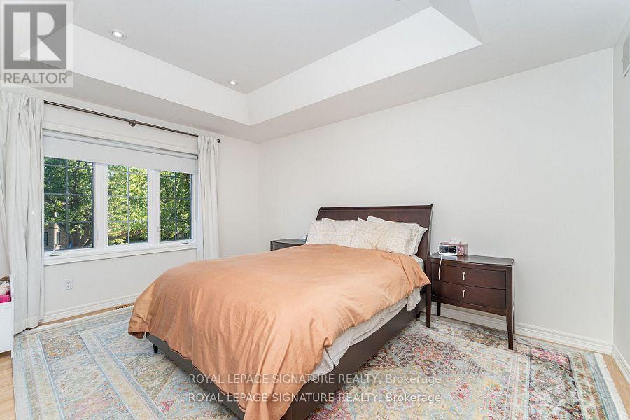 114 Fairholme Avenue, Toronto, Ontario  M6B 2W9 - Photo 25 - C12583528