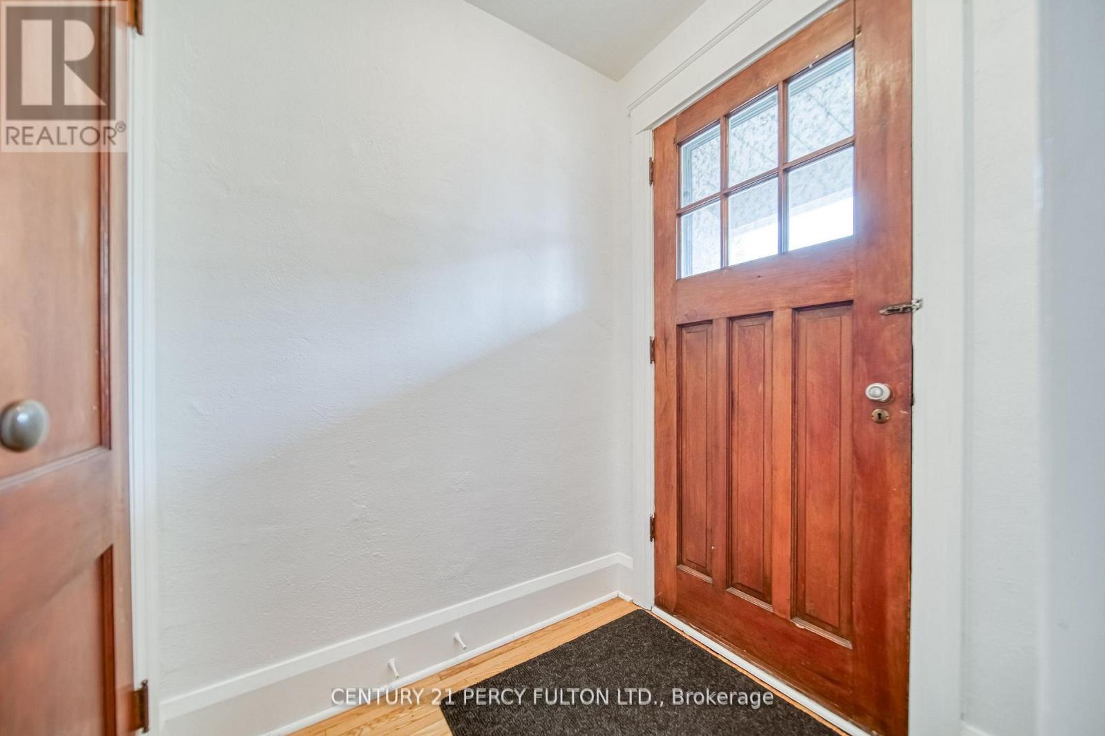 48-50 Scarboro Beach Boulevard, Toronto, Ontario  M4E 2X1 - Photo 7 - E12583476