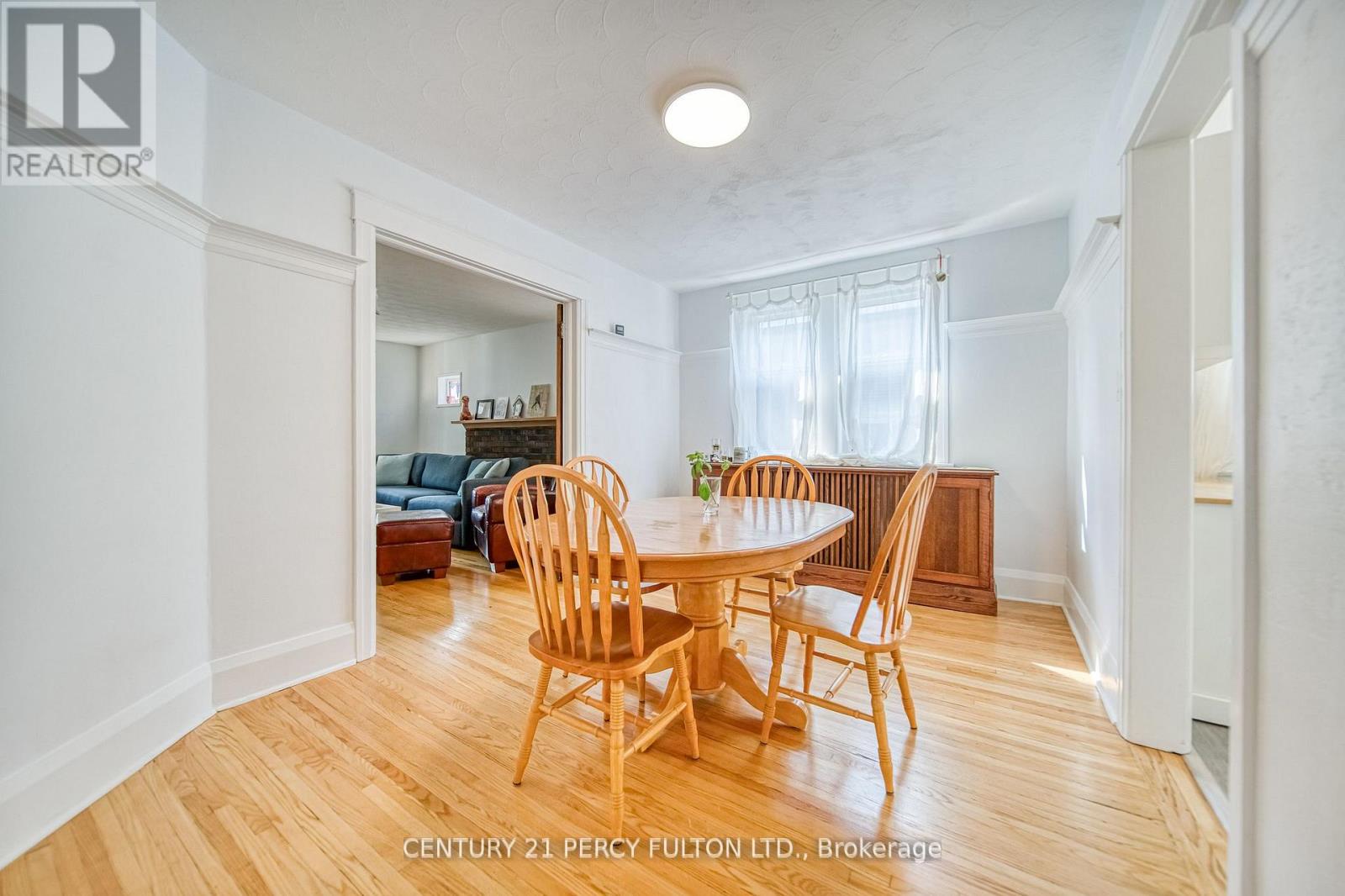 48-50 Scarboro Beach Boulevard, Toronto, Ontario  M4E 2X1 - Photo 13 - E12583488