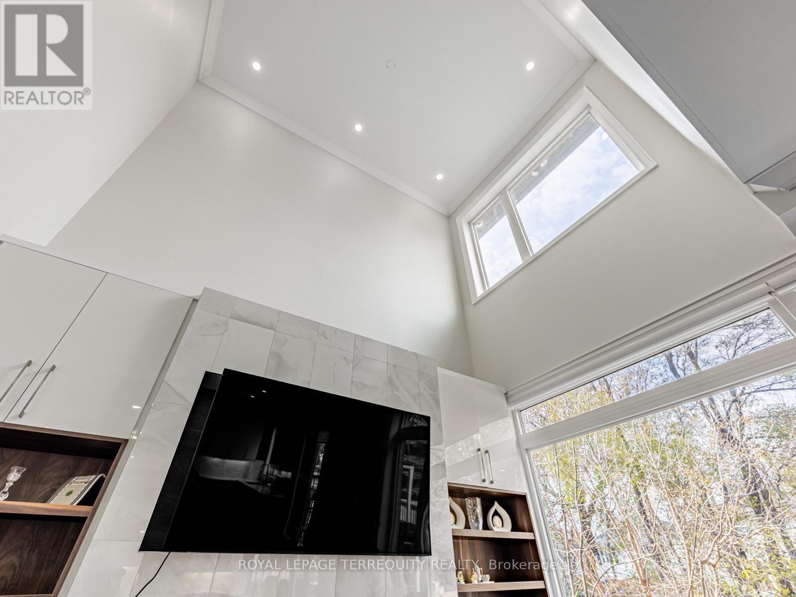 50 Eastville Avenue, Toronto, Ontario  M1M 2N7 - Photo 14 - E12583530