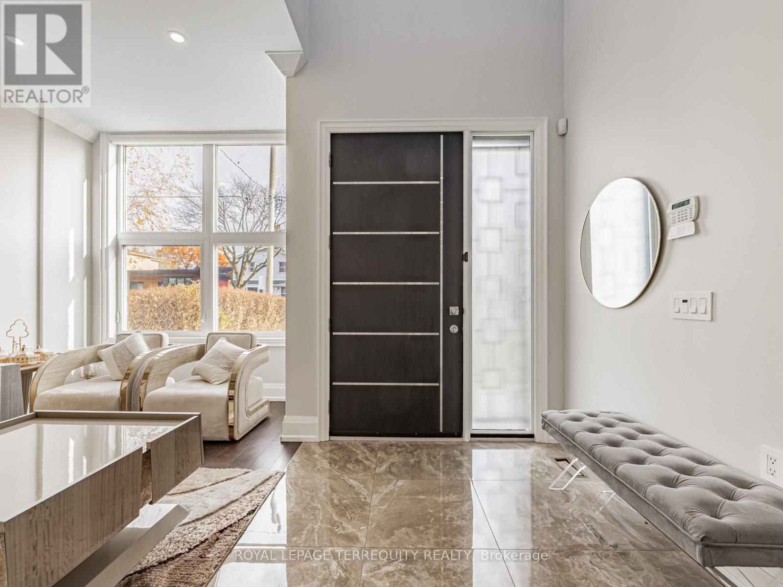 50 Eastville Avenue, Toronto, Ontario  M1M 2N7 - Photo 3 - E12583530