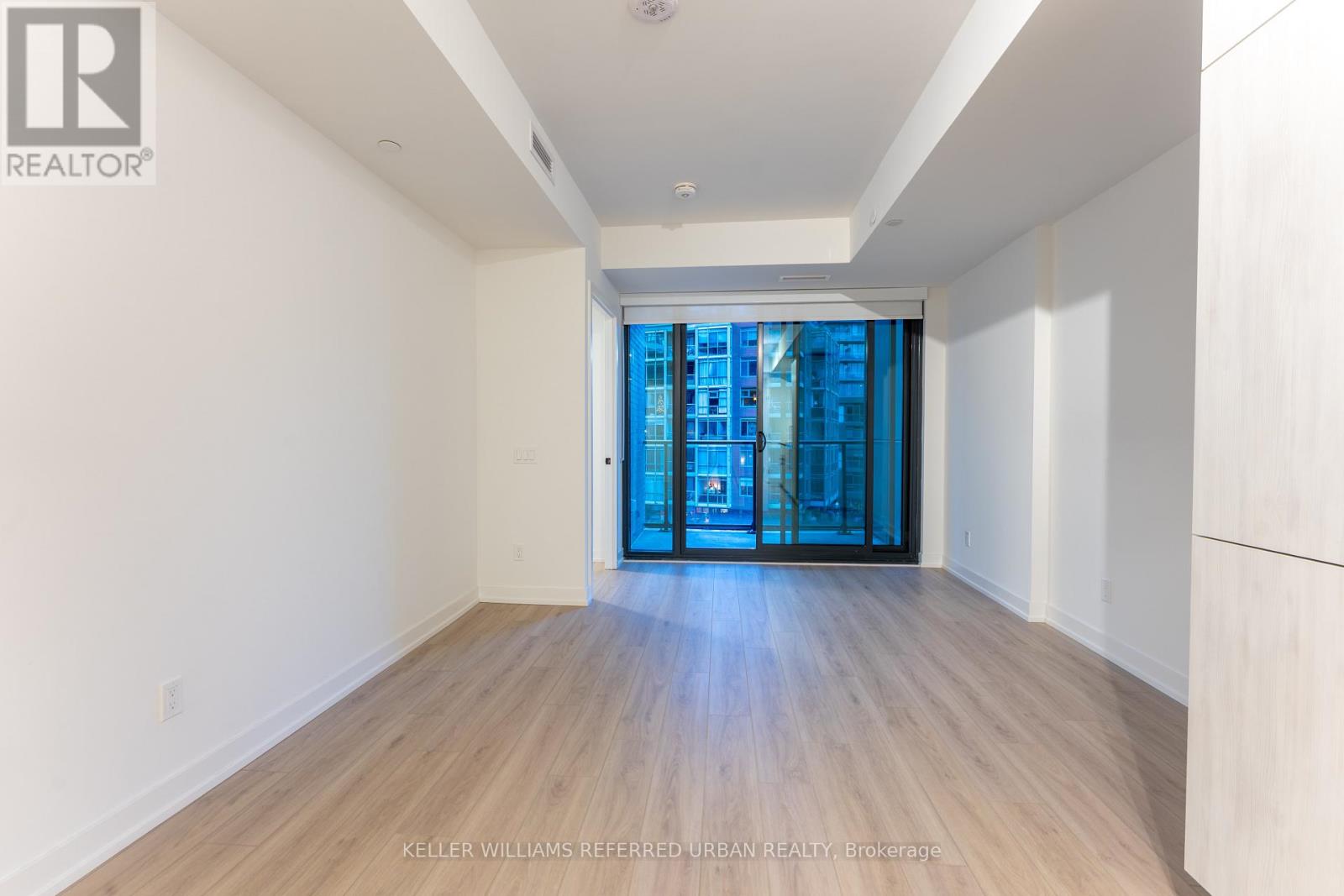 406 - 35 Parliament Street, Toronto, Ontario  M5A 0Z5 - Photo 2 - C12571236