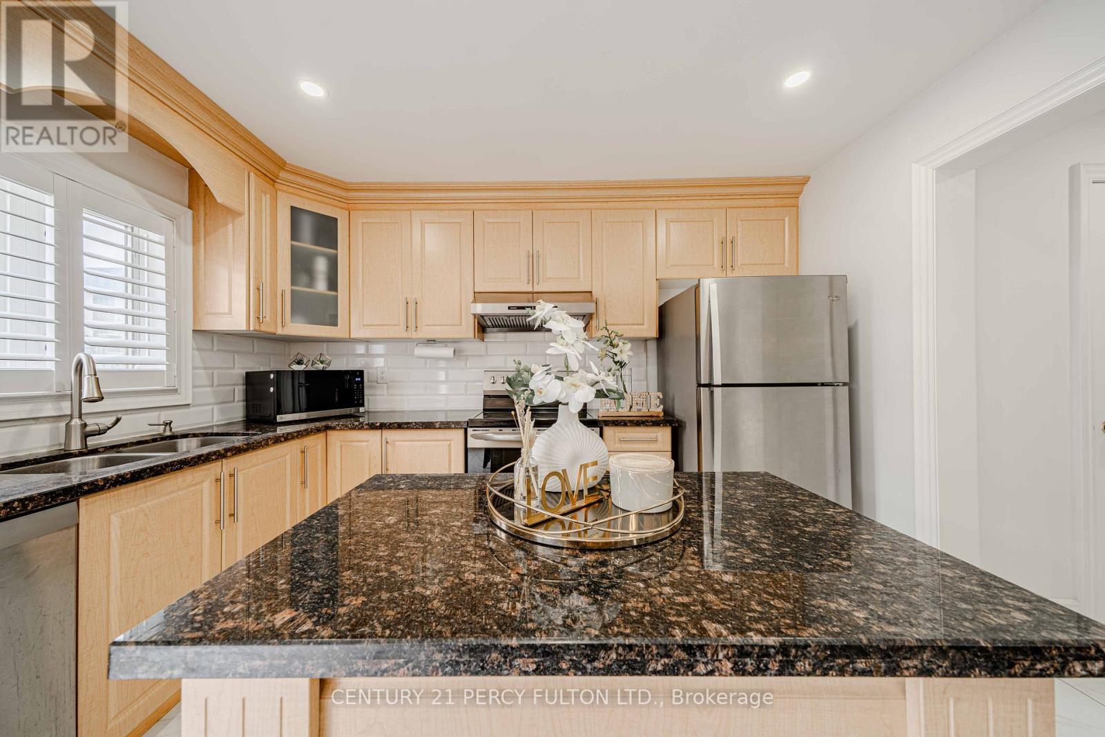 157 Billingsley Crescent, Markham, Ontario  L3S 4P3 - Photo 15 - N12583460