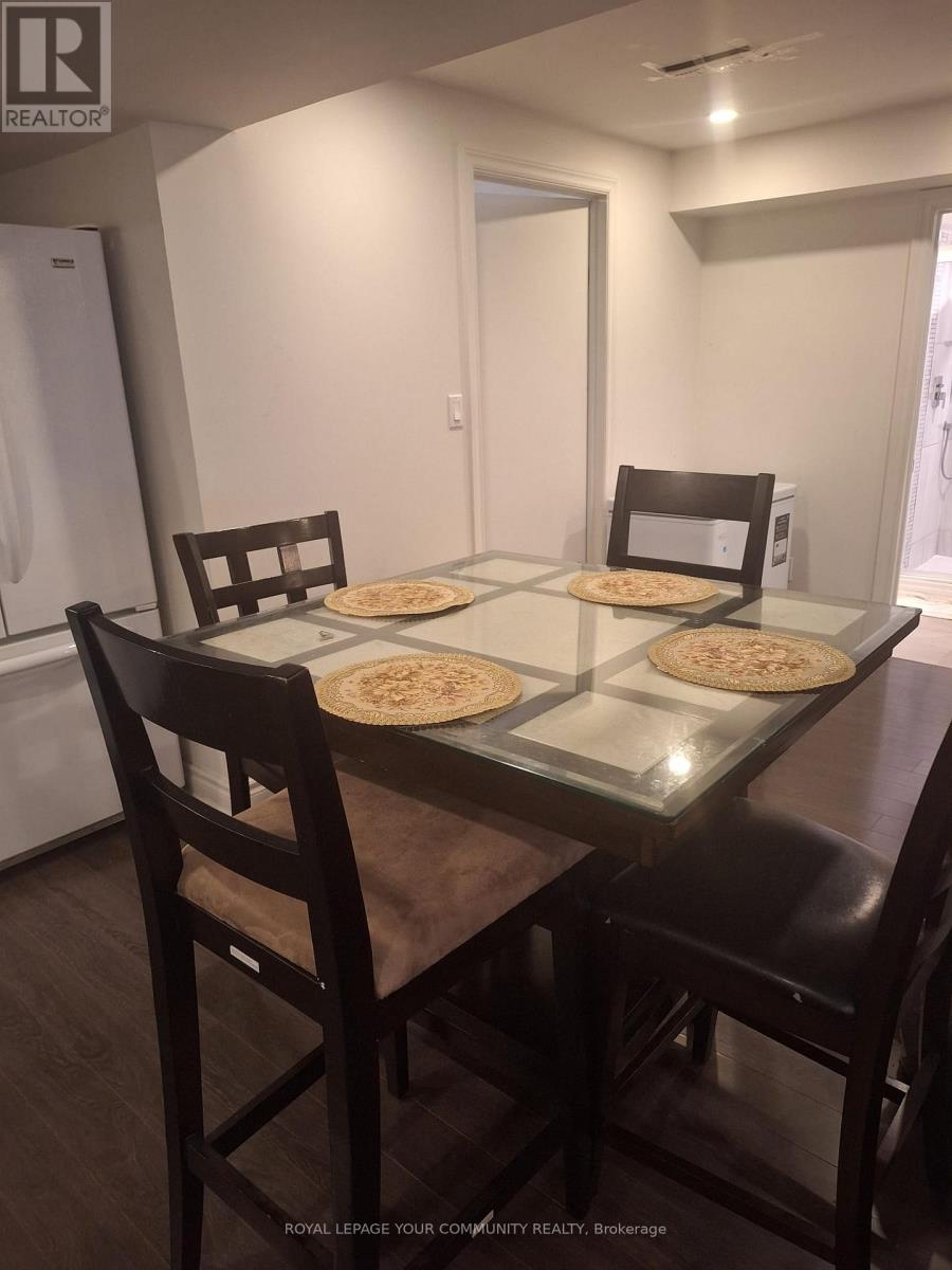 48 Squire Drive, Richmond Hill, Ontario  L4S 1C6 - Photo 5 - N12583498