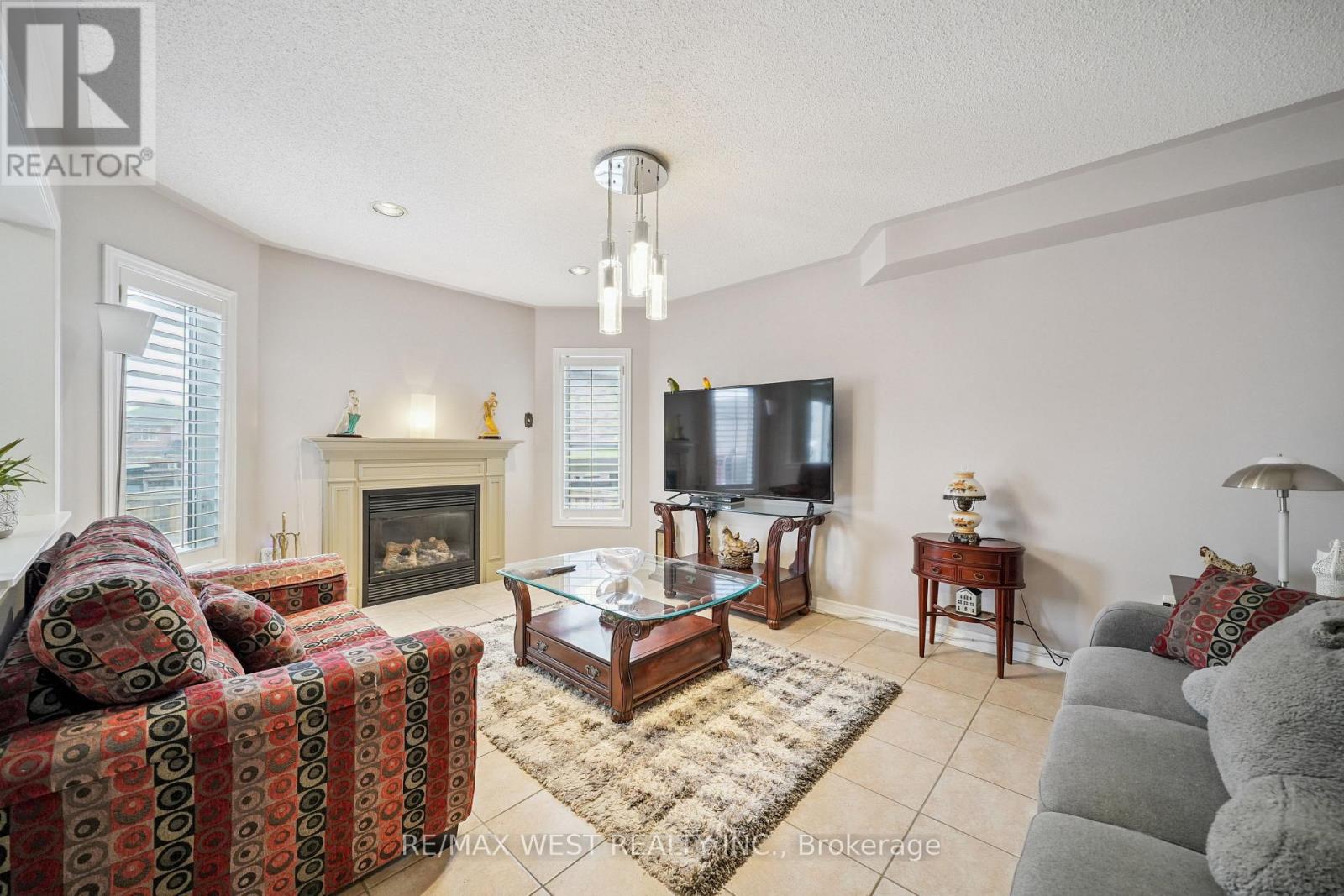 65 Kingly Crest Way, Vaughan, Ontario  L4H 1M8 - Photo 2 - N12583518