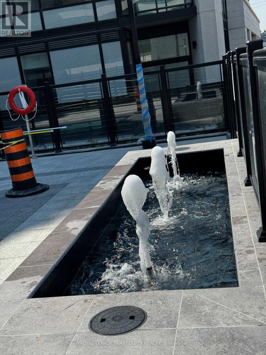 527 - 8188 Yonge Street, Vaughan, Ontario  L4J 1W5 - Photo 9 - N12583538