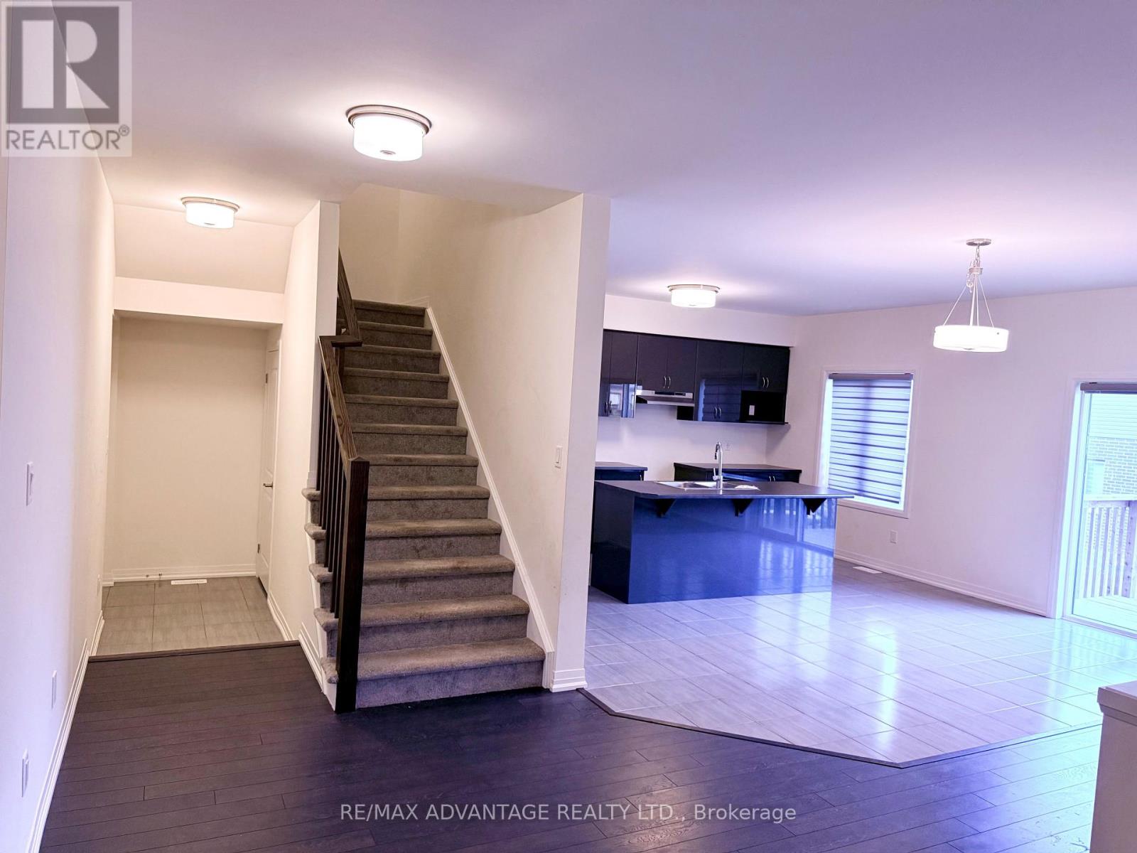 18 Whitton Drive, Brant, Ontario  N3L 0L1 - Photo 7 - X12583584