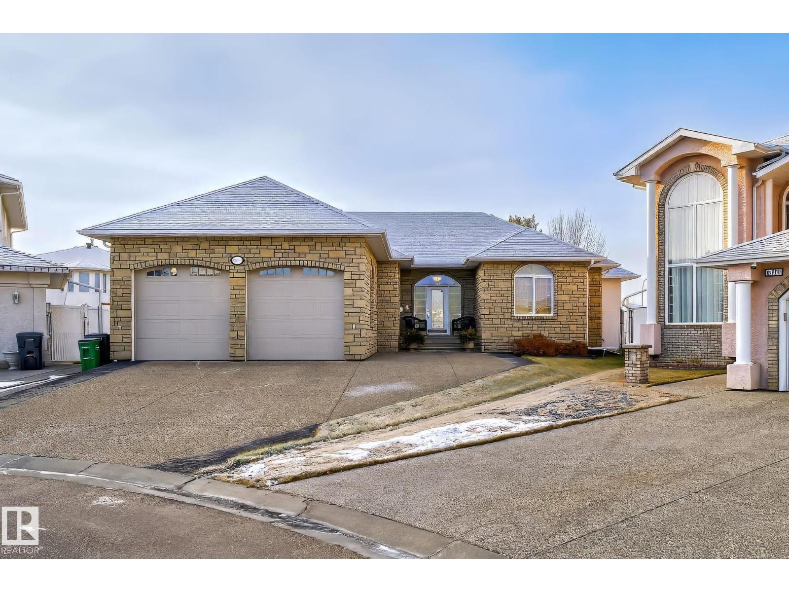 8835 159a Av Nw, Edmonton, Alberta  T5Z 3E7 - Photo 1 - E4466903
