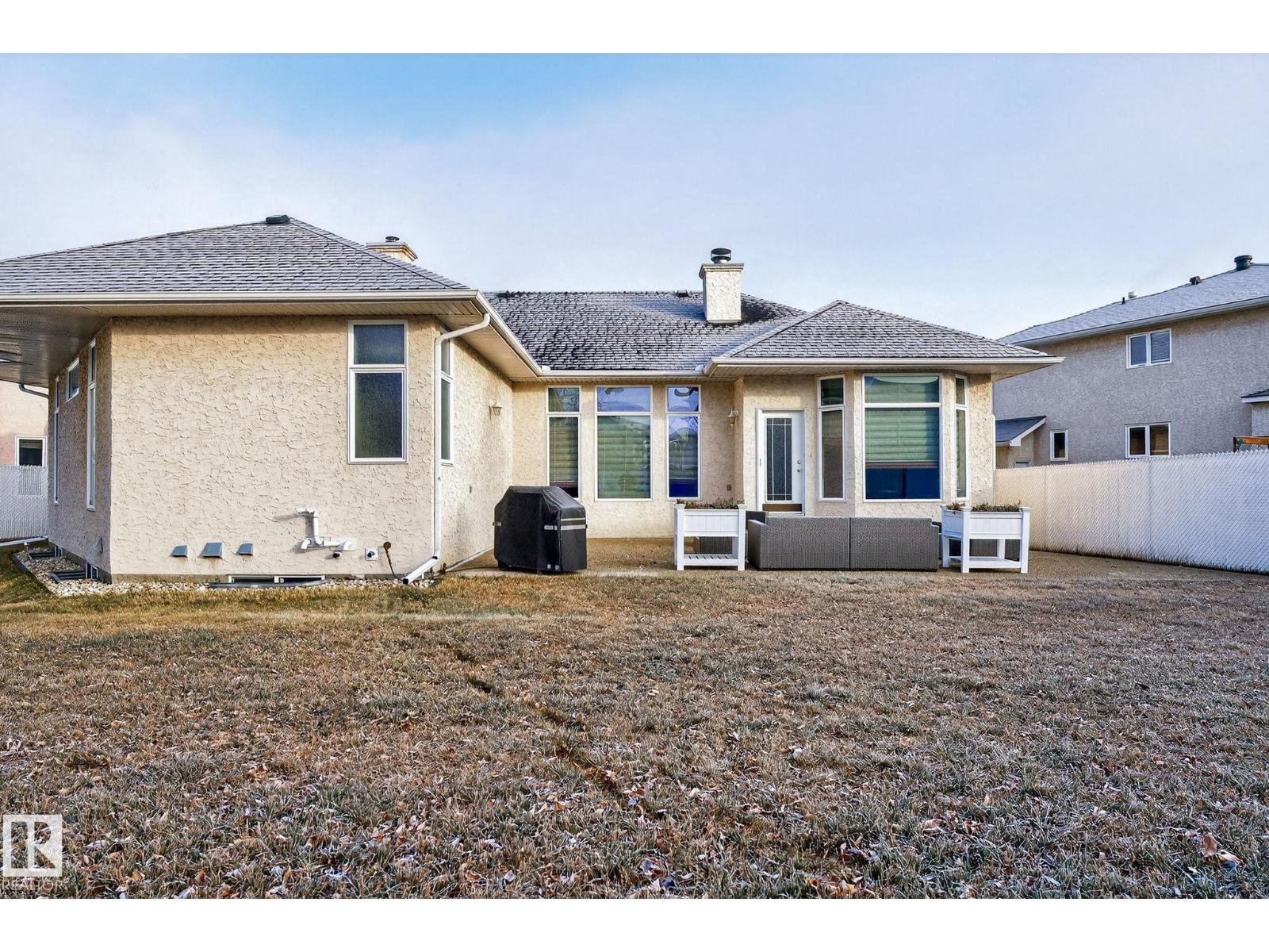 8835 159a Av Nw, Edmonton, Alberta  T5Z 3E7 - Photo 12 - E4466903