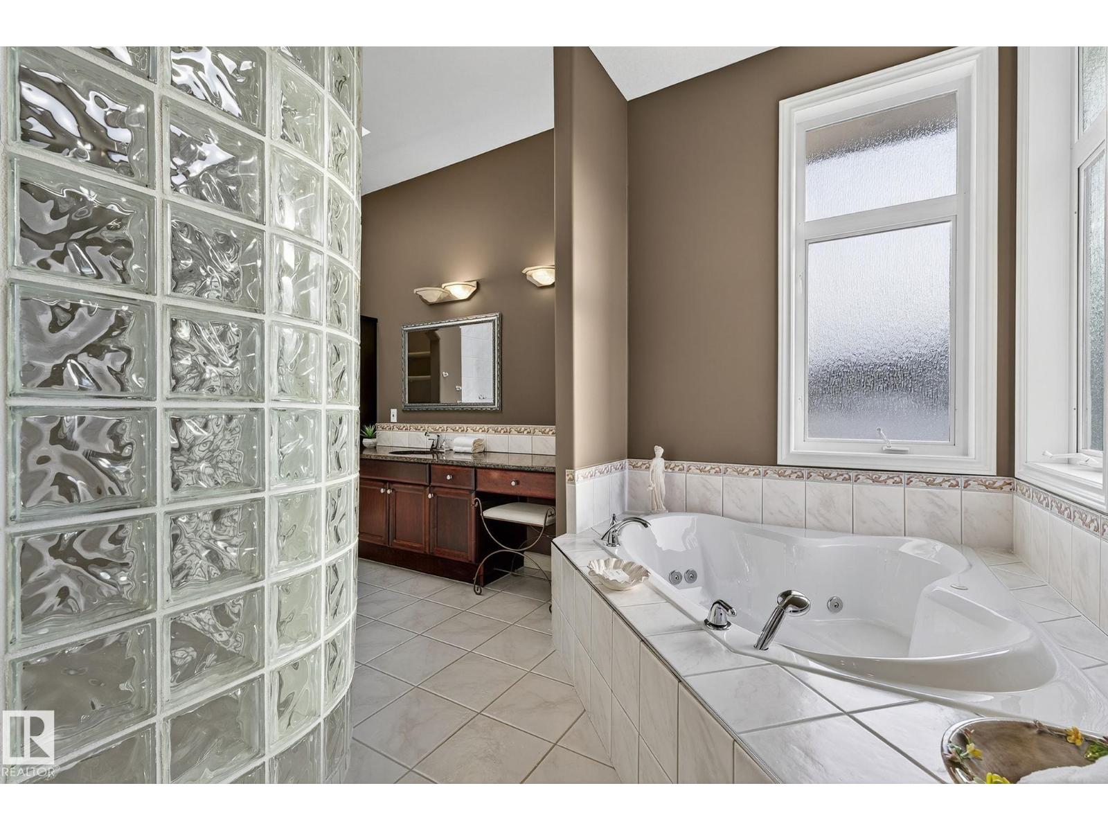 8835 159a Av Nw, Edmonton, Alberta  T5Z 3E7 - Photo 52 - E4466903