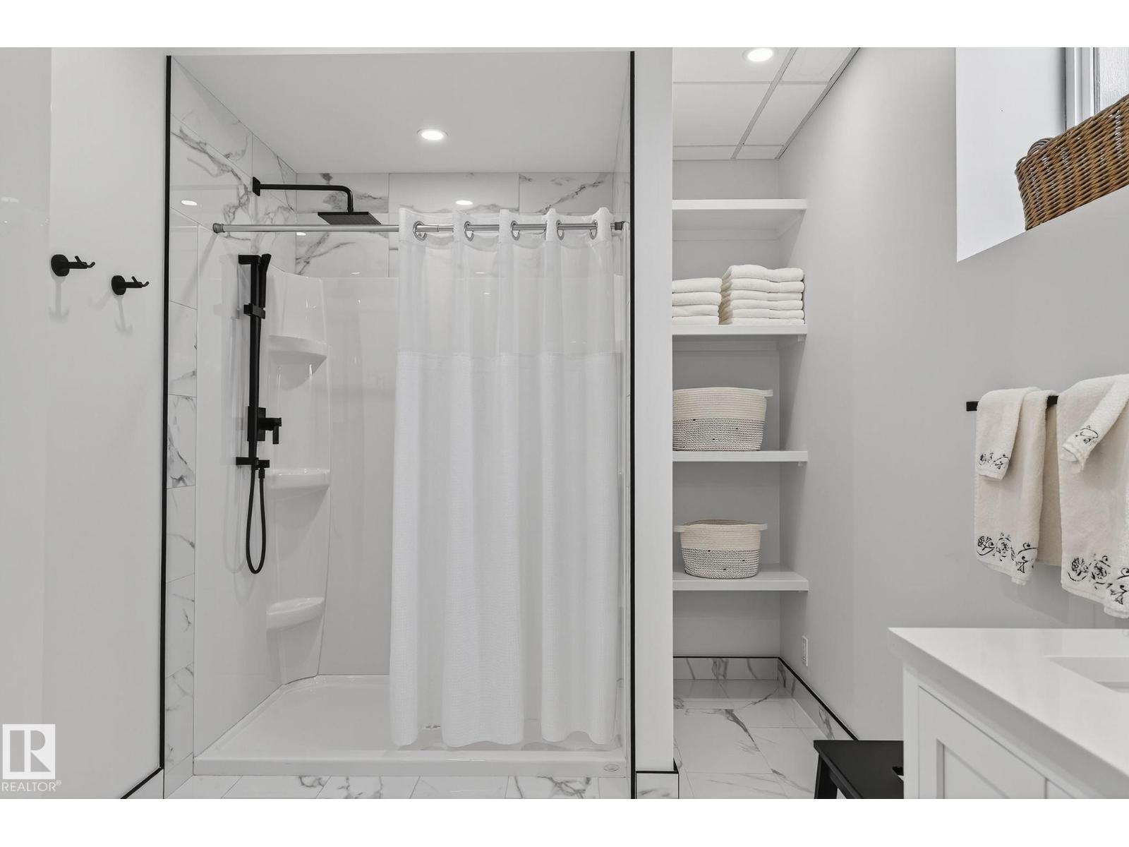 8835 159a Av Nw, Edmonton, Alberta  T5Z 3E7 - Photo 73 - E4466903