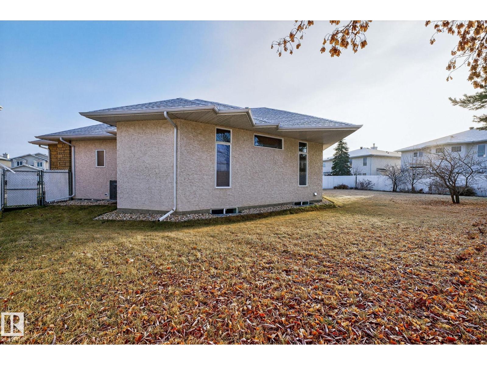 8835 159a Av Nw, Edmonton, Alberta  T5Z 3E7 - Photo 9 - E4466903