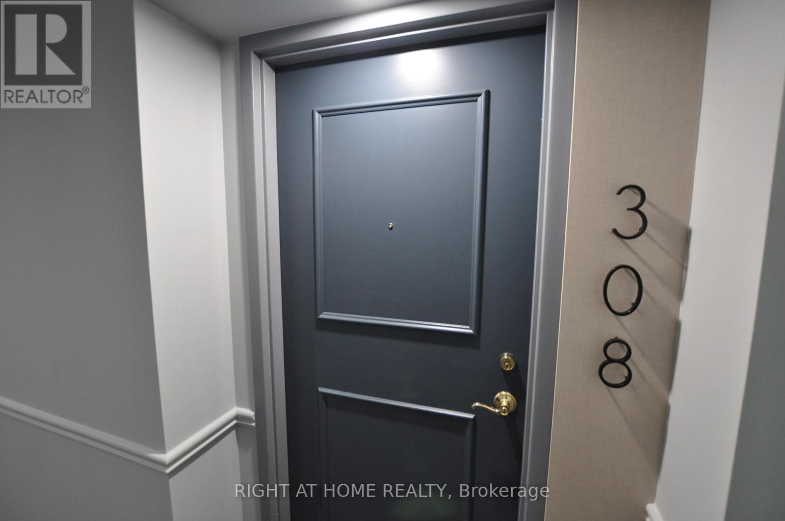 308 - 2300 Parkhaven Boulevard, Oakville, Ontario  L6H 6V9 - Photo 3 - W12583456