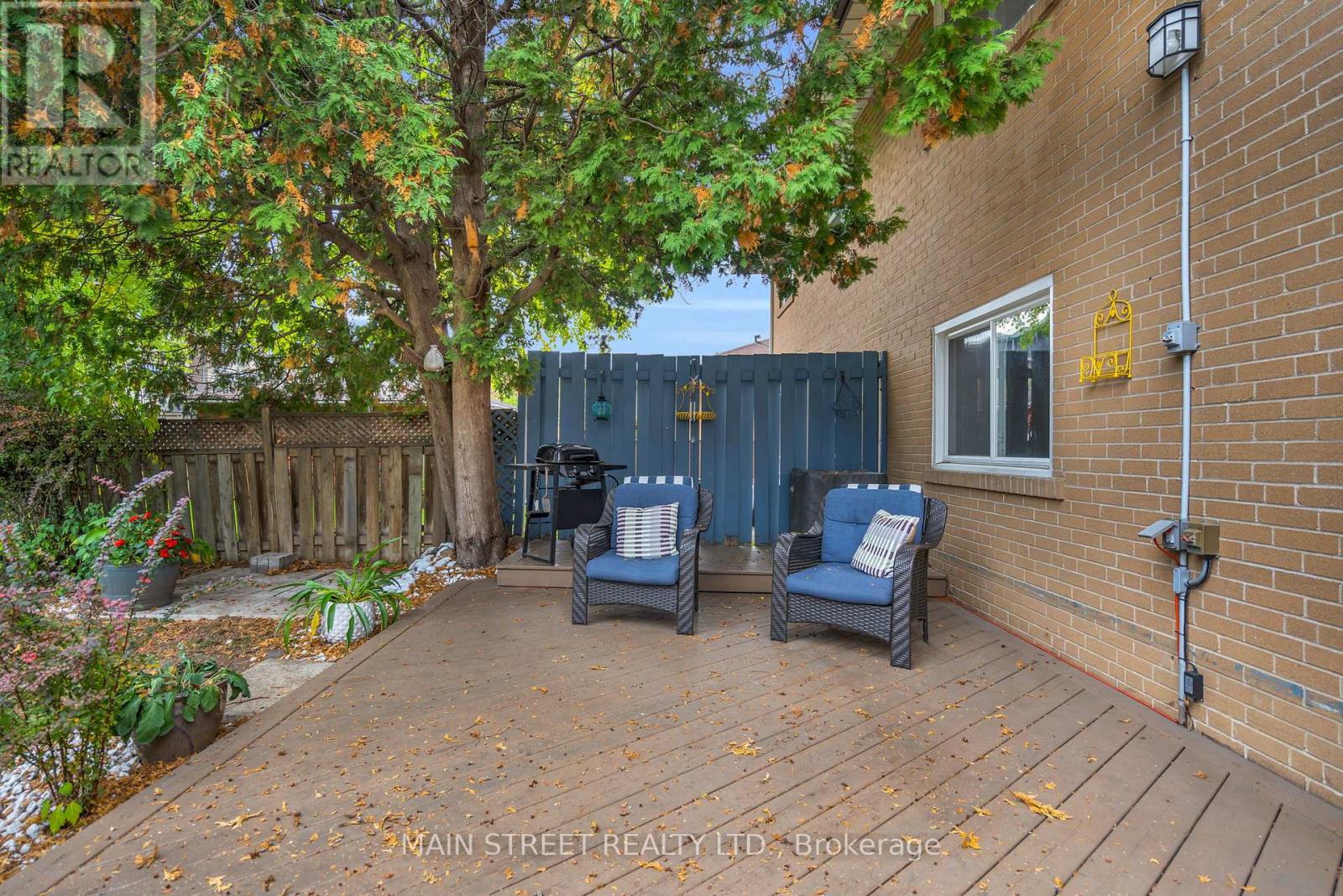 47 Graystone Gardens, Toronto, Ontario  M8Z 3C2 - Photo 28 - W12583494