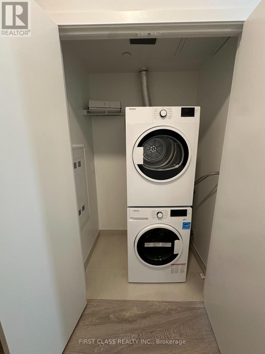 316 - 2495 Eglinton Avenue W, Mississauga, Ontario  L5M 2T2 - Photo 9 - W12583500