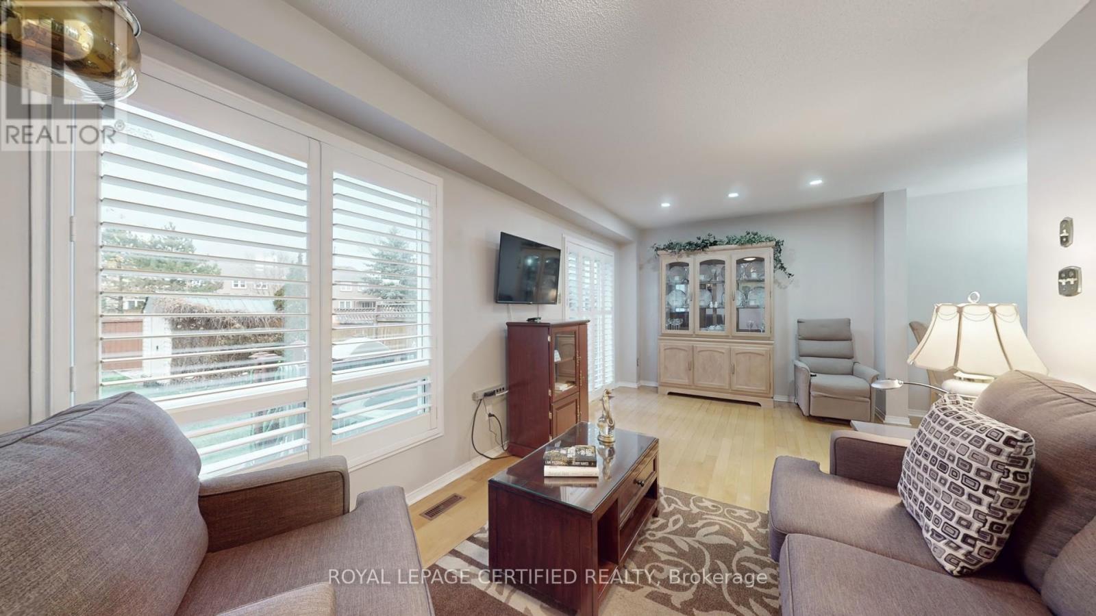 6 Alderbrook Place, Caledon, Ontario  L7E 1V3 - Photo 17 - W12583516