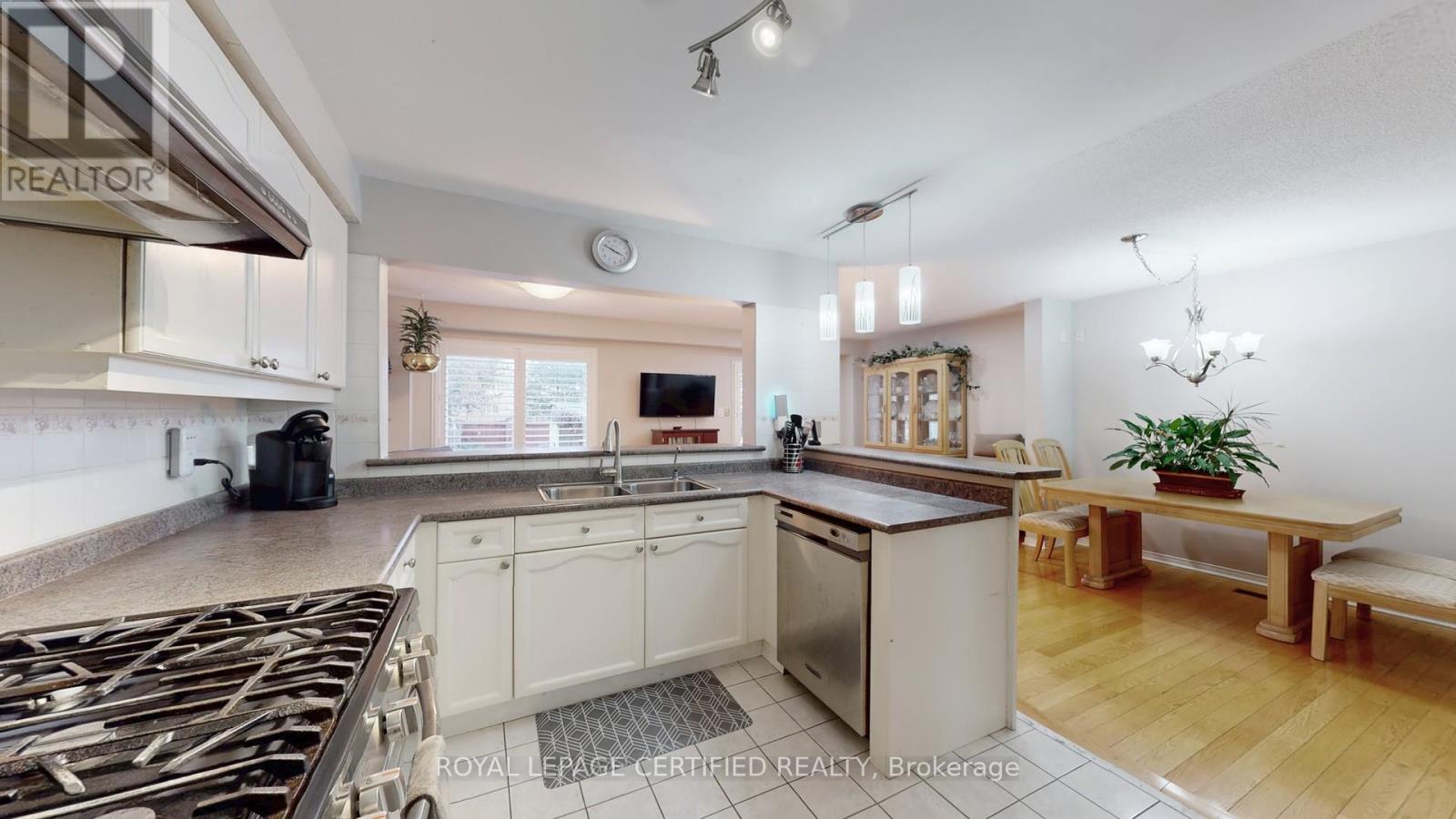 6 Alderbrook Place, Caledon, Ontario  L7E 1V3 - Photo 19 - W12583516