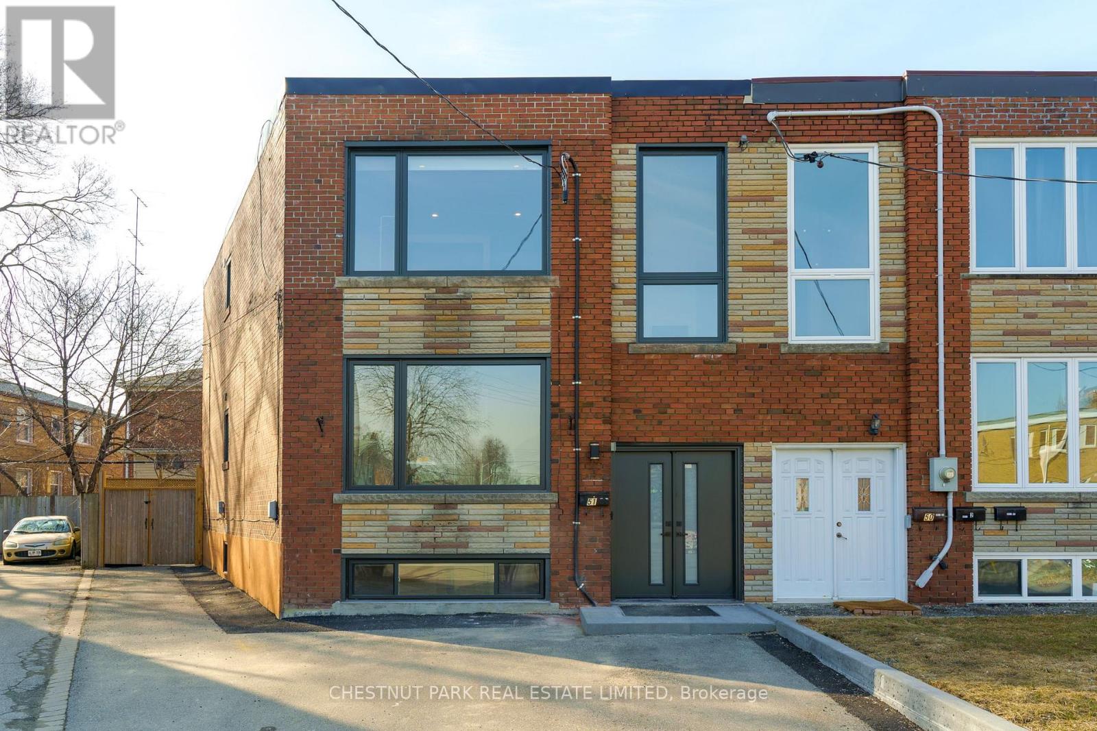 MAIN - 51 PENHURST AVENUE, Toronto, Ontario