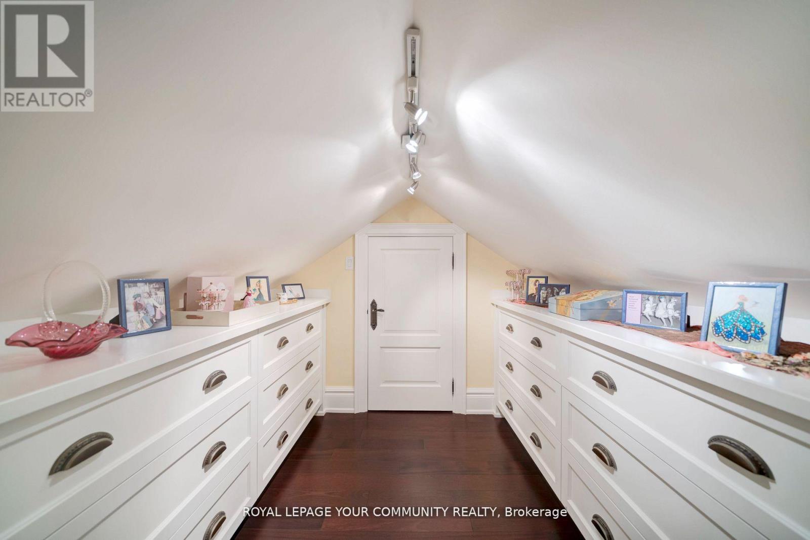 508 King Street E, Caledon, Ontario  L7E 0B9 - Photo 34 - W12583534