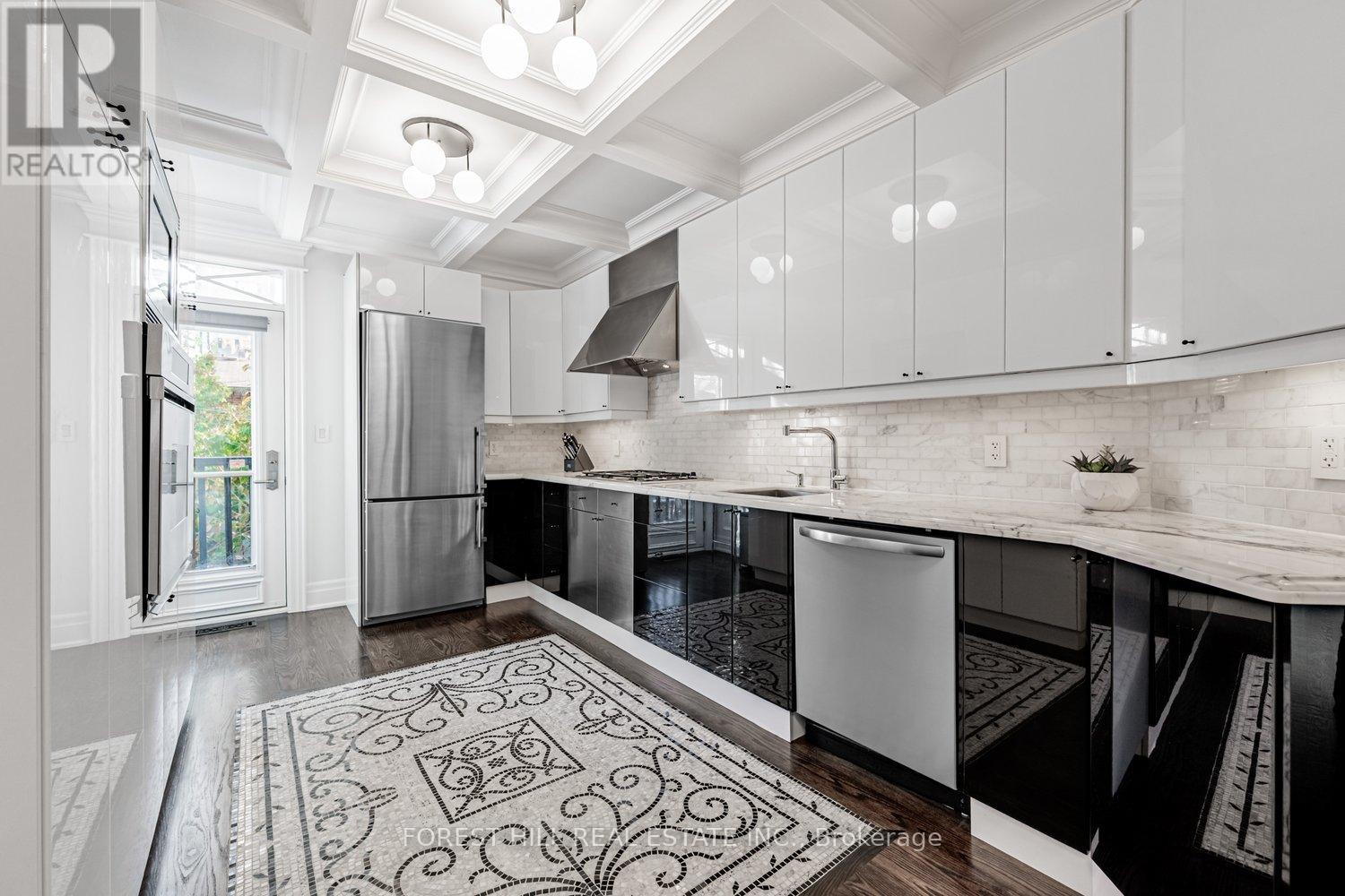 Upper - 37 Granby Street, Toronto, Ontario  M5B 1H8 - Photo 10 - C12583166