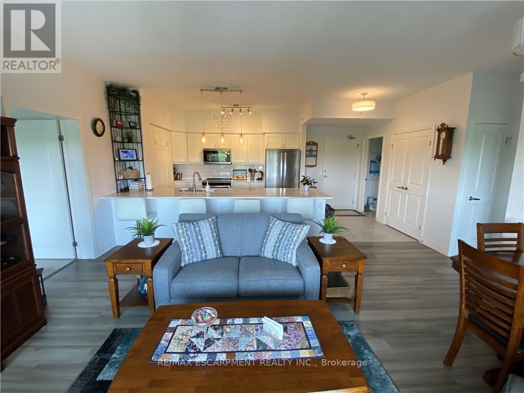 312 - 39 Sister Varga Terrace, Hamilton, Ontario  L9B 0J7 - Photo 9 - X12583490