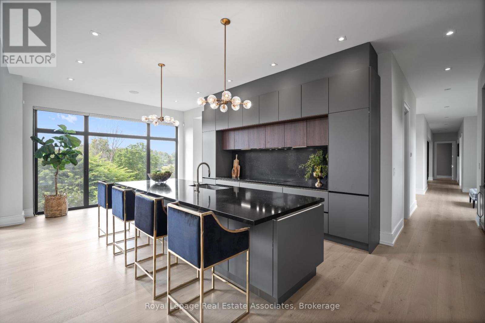 2 River Road, Brant, Ontario  N3T 0N2 - Photo 11 - X12583504