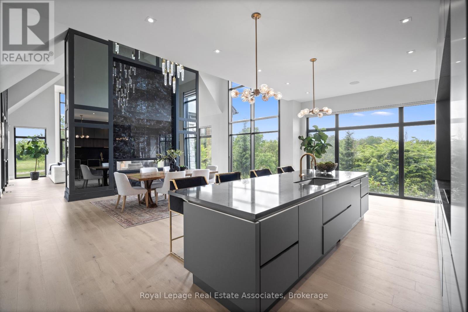 2 River Road, Brant, Ontario  N3T 0N2 - Photo 12 - X12583504